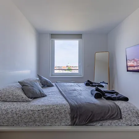 Magnifique 2 Pieces Centre Apartment *